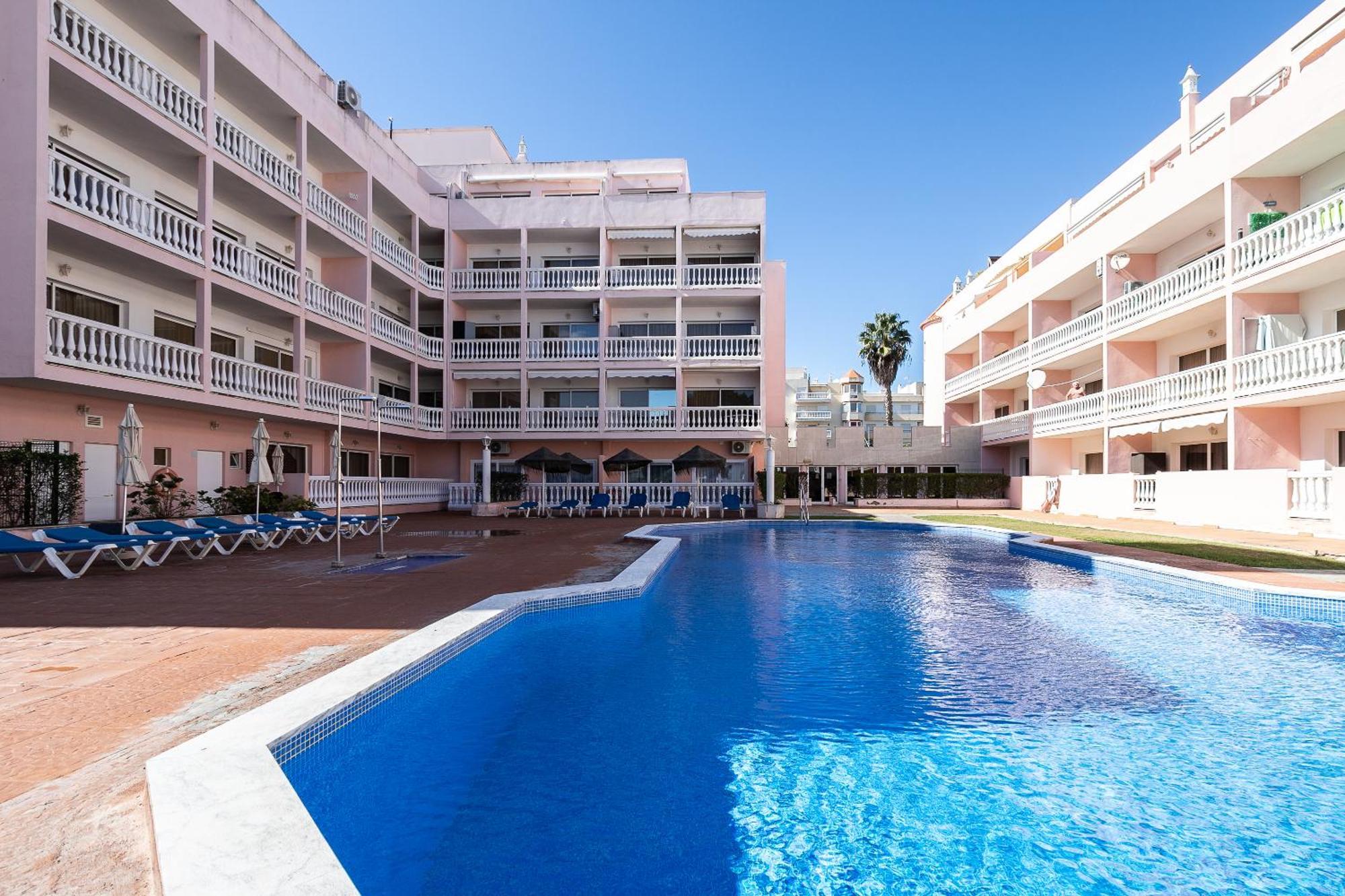 Parque Dos Reis Apartment มงติกอร์โด ภายนอก รูปภาพ