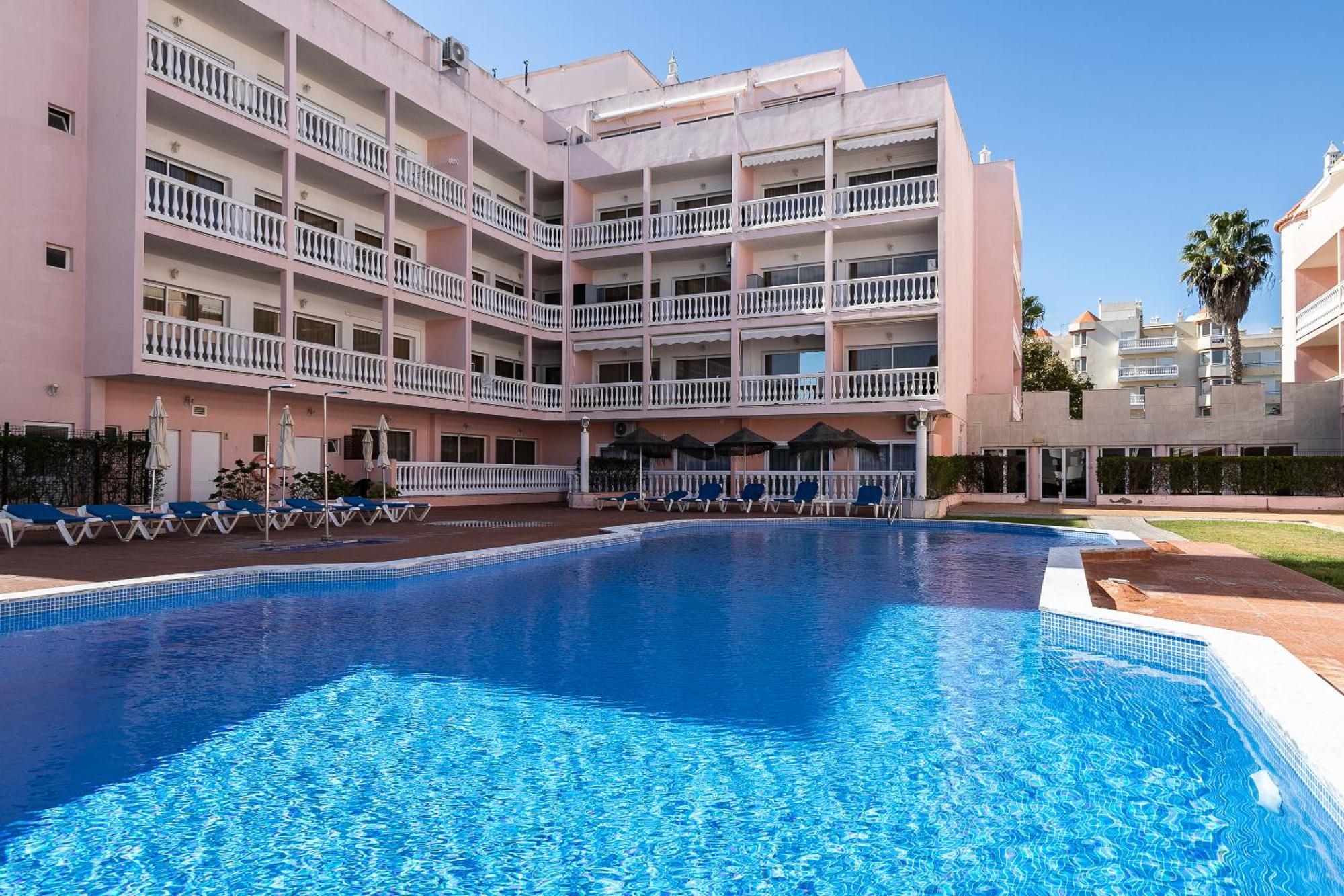 Parque Dos Reis Apartment มงติกอร์โด ภายนอก รูปภาพ