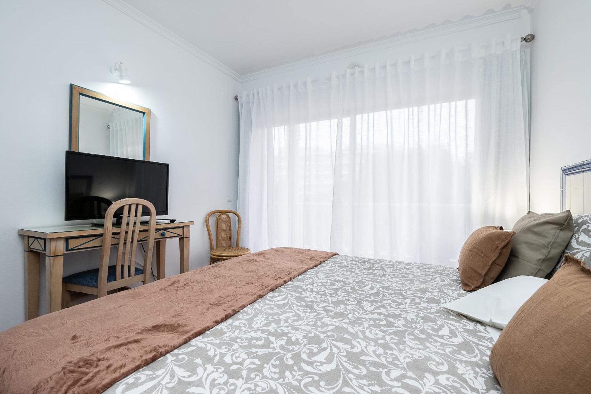 Parque Dos Reis Apartment มงติกอร์โด ภายนอก รูปภาพ